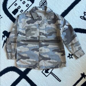 Hardly Used Gap Kids Camouflage Button-Up Shirt